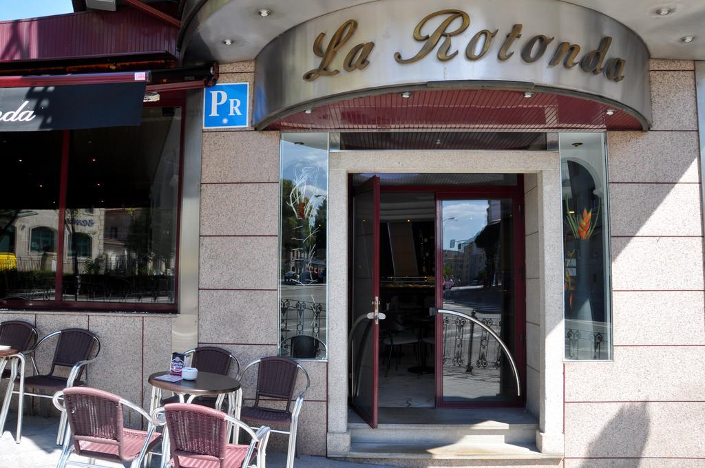 אורנסה Hostal La Rotonda מראה חיצוני תמונה