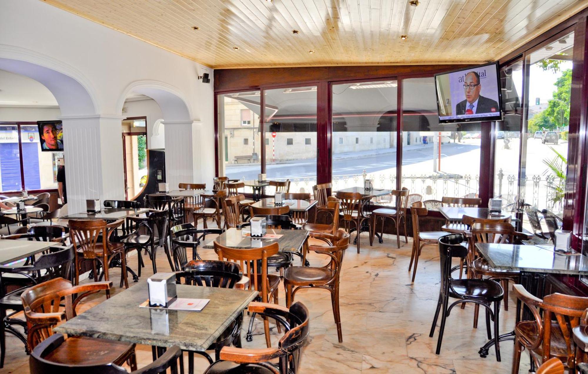 אורנסה Hostal La Rotonda מראה חיצוני תמונה