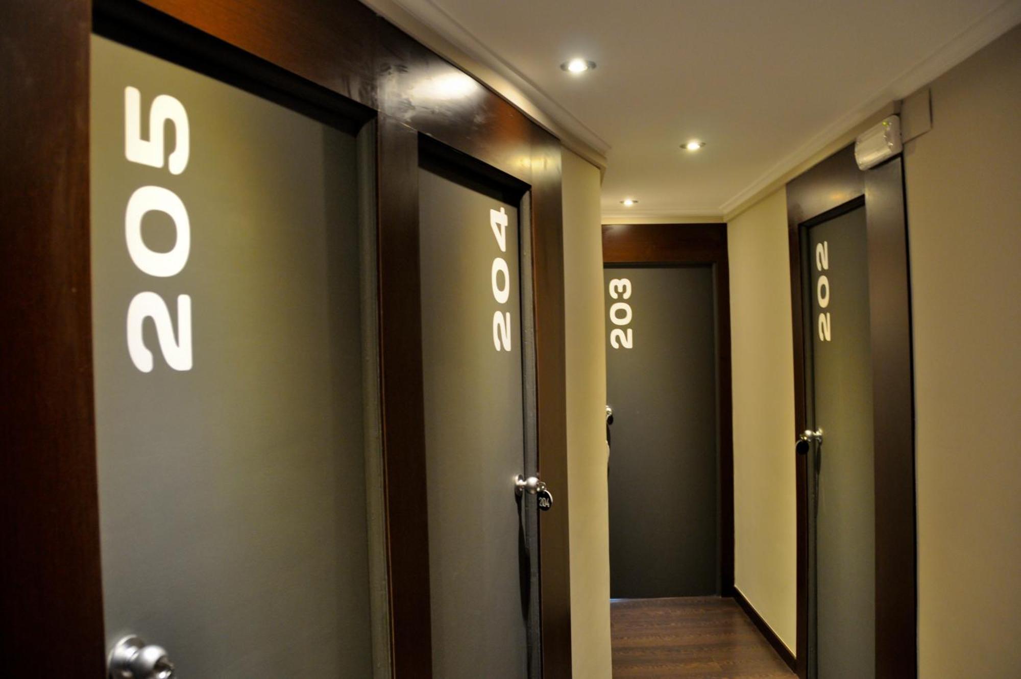 אורנסה Hostal La Rotonda מראה חיצוני תמונה